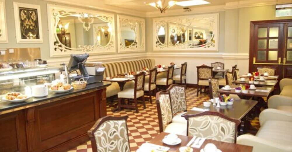 Headfort Arms Hotel Kells  Dış mekan fotoğraf